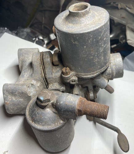 Triumph carburettor and - triumph,