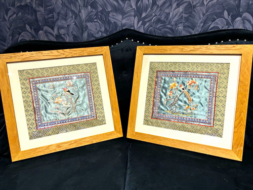 Set framed embroidered - of, 2