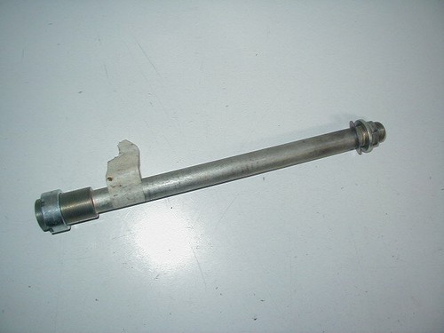 Swingarm thru axle swingarm