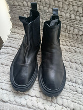 RIVER ISLAND BLACK  CHELSEA   BOOTS SZ 5
