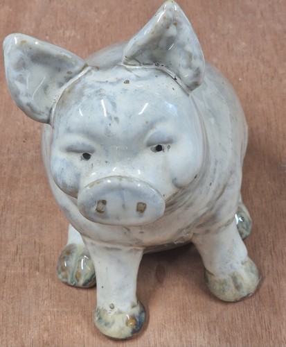 Sitting pig stoneware - sitting, stoneware-