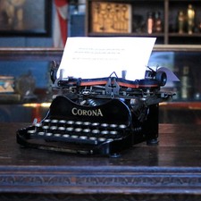 Working Corona 3 Folding Portable Typewriter — C.1920