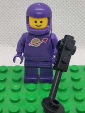 Lego Dark Purple Spaceman