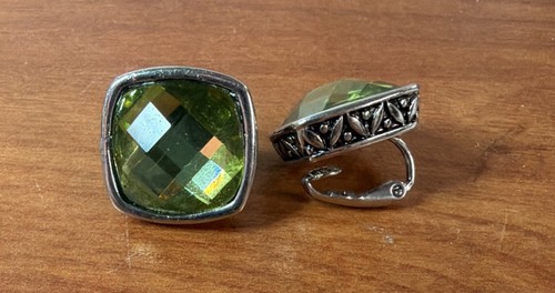 Vintage cushion cut peridot - vintage,
