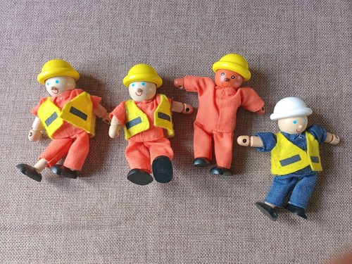 Tidlo wooden builder - builder, figures