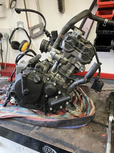 Suzuki gsxs 125 engine - 125,