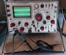 Tektronic 453 Oscilloscope with probes