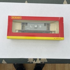 Hornby OO Gauge R6079 Grey LMS 20 Ton Brake Van 730670 Model Railway Boxed
