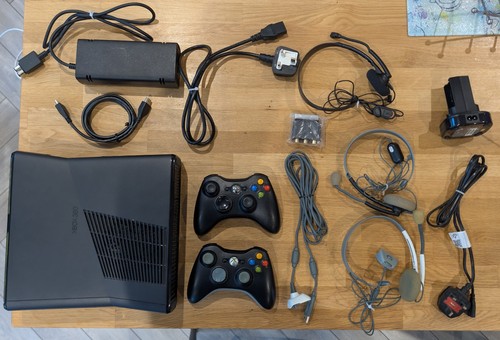 Xbox 360 slim 250gb - 250gb,