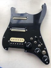 Strat HSSHB 3ply Black/Cream