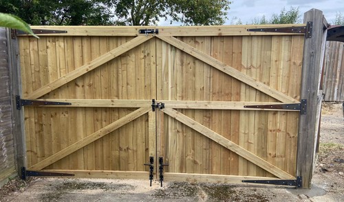 12ft wide garden driveway - garden,