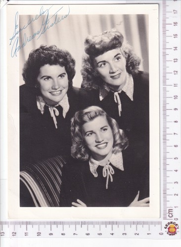 Andrews sisters signed photo - sisters,