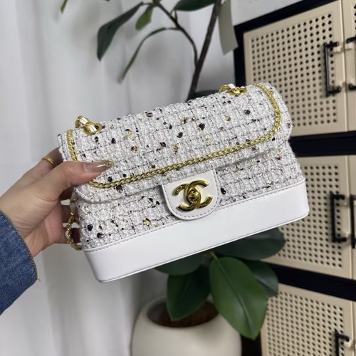 Chanel gwp tweed flap - chanel,
