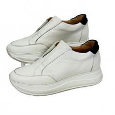 Russell & Bromley Park Up