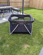 Nuna Travel Cot with Carry Bag Black & Mattresses