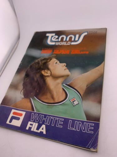 Vintage 1970s tennis world - vintage,