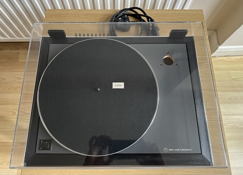 Linn axis turntable with - axis,