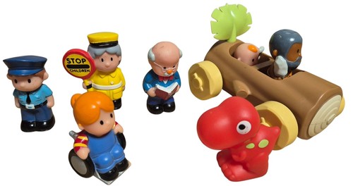Happyland set includes 6 - set,