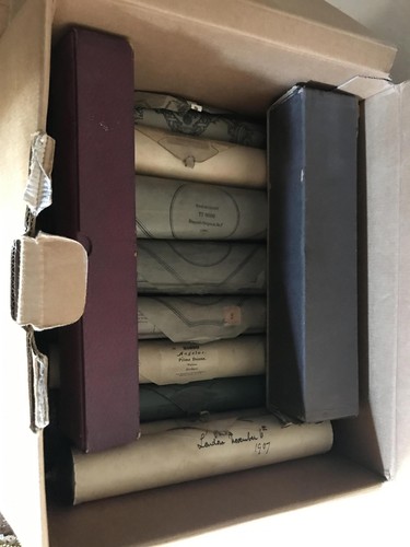 Large collection 120 - large, of