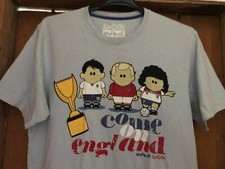 RETRO ENGLAND FOOTBALL T SHIRT,WEENICONS,SKY BLUE,LARGE,KEEGAN,LINEKER,MOORE,COV