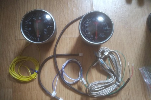 Set car gauges
