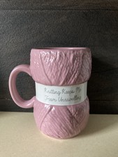 Novelty Pink Knitting Mug Wool Yarn ‘Knitting Keeps Me From Unravelling’