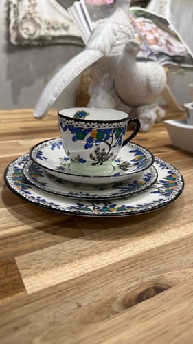 Royal doulton art deco - royal,