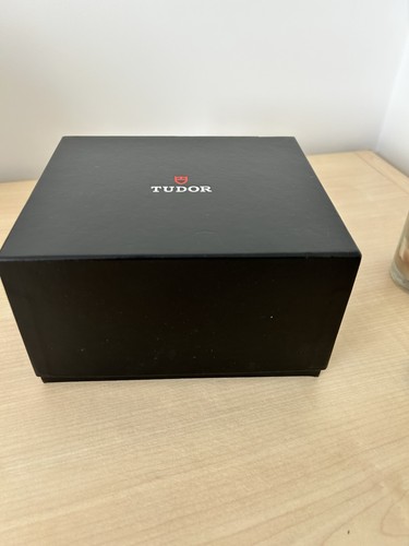 Tudor black bay 79230n 41mm - black,
