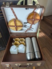 Retro Vintage Picnic Case Qith