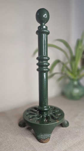Cast iron kitchen - cast, roll