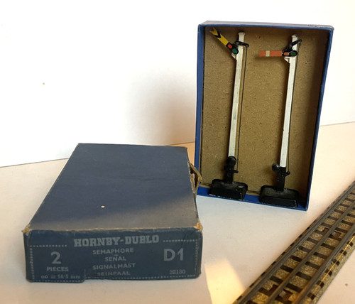 Hornby dublo two signals - dublo, –