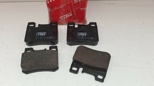 Rear brake pads for mercedes - rear,