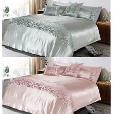 Luxury Aisha Embroidery Duvet