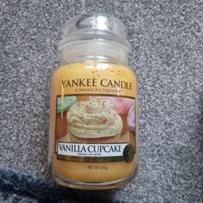 Yankee Candle Large Jar 623g  Vanilla Cupcake New  Long Burn – Gift