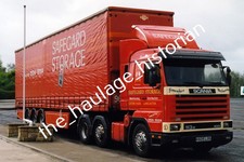 THH Truck Photos - Scania 113m - Safegard Storage.