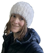 Handmade Headband Handknitted White Fuzzy Yarn Faux Fur hat ear muffs NEW