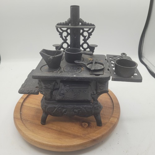Antique american cast iron - iron, toy