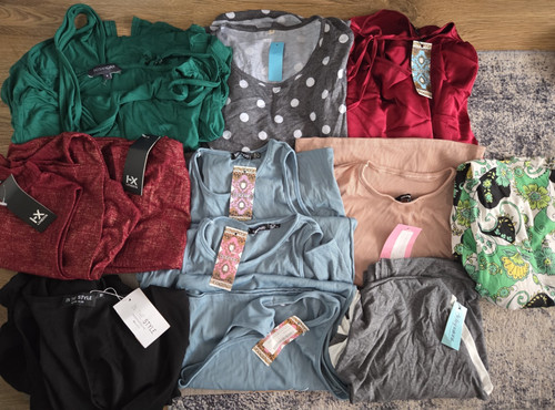 12x womens clothes bundle - clothes,