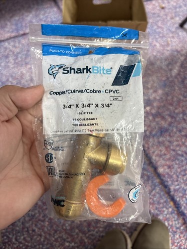 Sharkbite 4 x 3 - 3/4", 3/4"