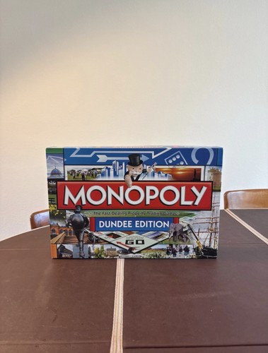 Monopoly dundee edition hasbro - monopoly,