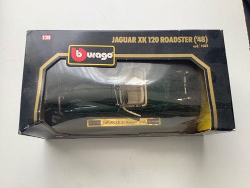 Burago scale green jaguar - scale,