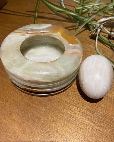 Onyx egg and ashtray vintage - onyx,