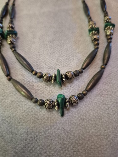 Vintage malachite chip and - vintage,
