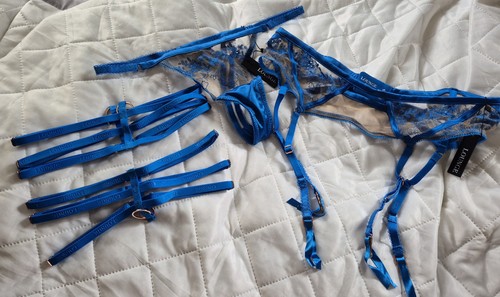 Lounge suspender set with leg - set,