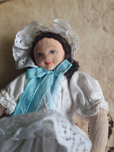 Lovely little vintage inch - little, 6