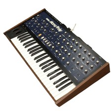 KORG Mono/Poly MP-4 Analog
