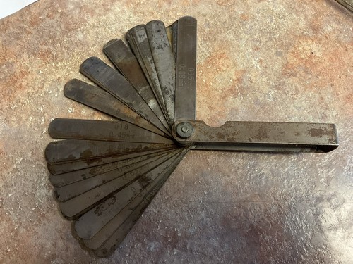 Vintage unbranded feeler gauge