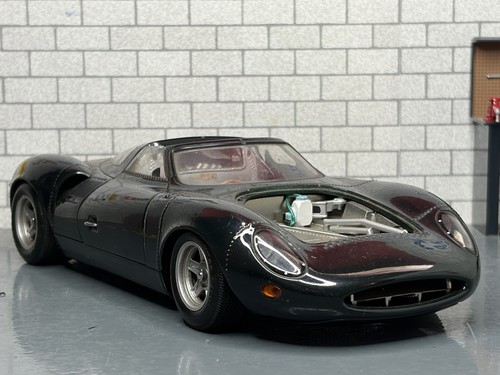 Rare autoart jaguar - *rare*,