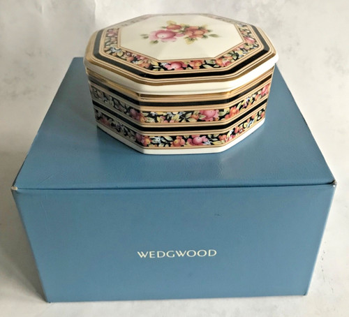 Vintage wedgwood clio - wedgwood,