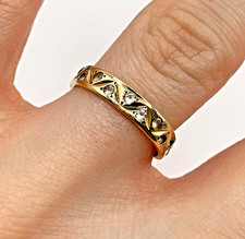 9 ct Gold White Spinel Full
